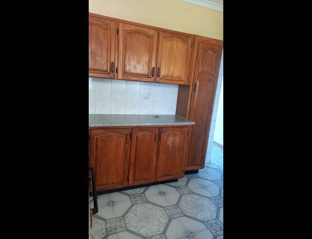 3 BEDROOM HOUSE RENTED IN UMLAZI BB